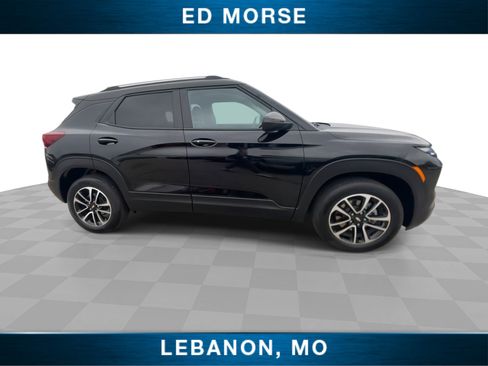 Used 2025 Chevrolet TrailBlazer LT AWD/4WD image 9