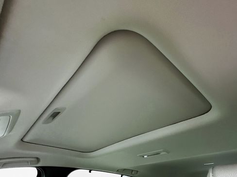 Used 2024 MAZDA CX-90 Plug-In Hybrid w/ Preferred image 25