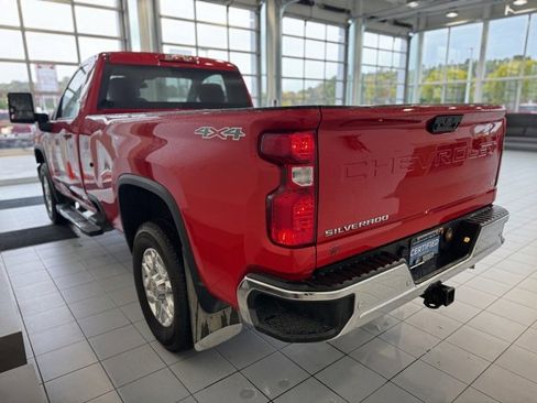 Certified 2024 Chevrolet Silverado 3500 LT w/ Convenience Package image 40