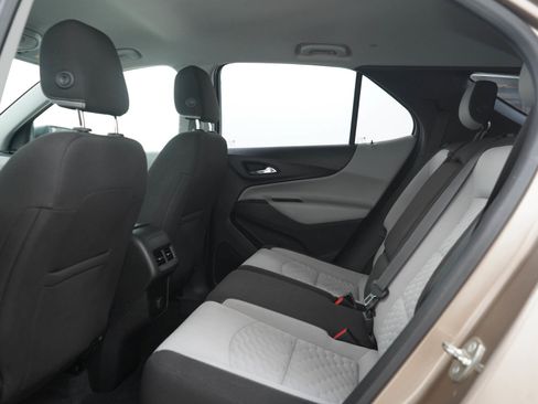 Used 2018 Chevrolet Equinox LS FWD image 14