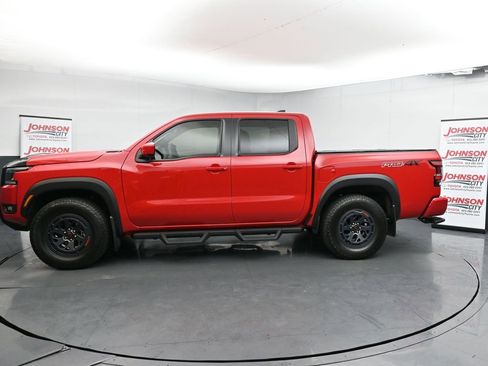 Used 2025 Nissan Frontier PRO-4X w/ Pro Convenience Package image 5