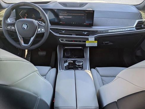 New 2026 BMW X5 xDrive50e w/ Climate Comfort Package image 16