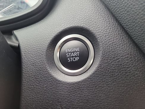 Certified 2025 Toyota Corolla SE image 26