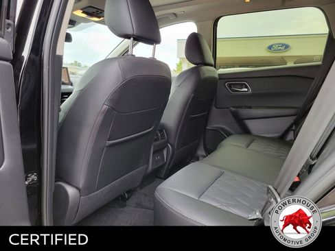 Used 2025 Nissan Rogue Platinum image 16