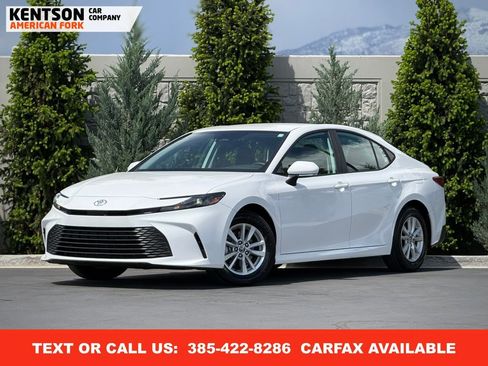Used 2026 Toyota Camry LE FWD image 1