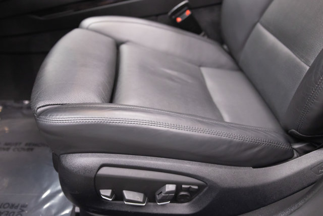 Used 2014 BMW 750i RWD image 52