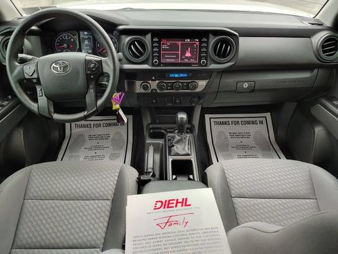 Used 2023 Toyota Tacoma SR AWD/4WD image 23