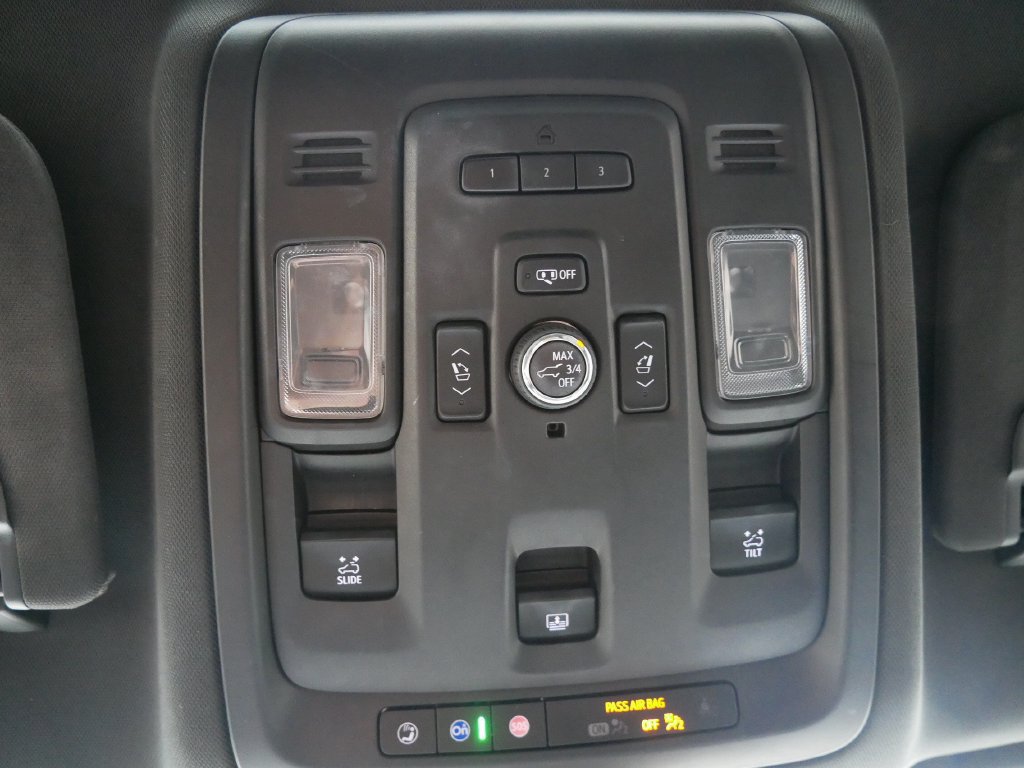 Used 2021 Chevrolet Tahoe LT w/ LT Signature Package AWD/4WD image 25
