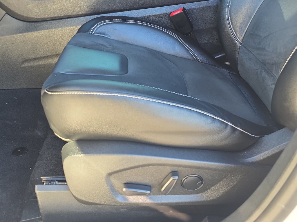 Used 2024 Ford Edge ST w/ Equipment Group 401A AWD/4WD image 36