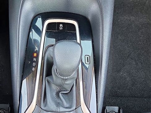 Used 2024 Toyota Corolla LE image 17