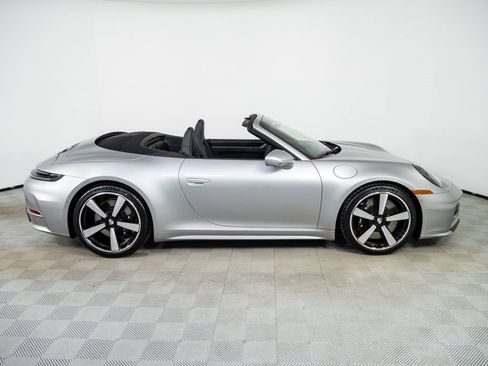 New 2026 Porsche 911 Carrera 4S image 25