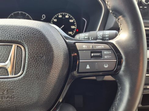 Used 2023 Honda Pilot EX-L image 16