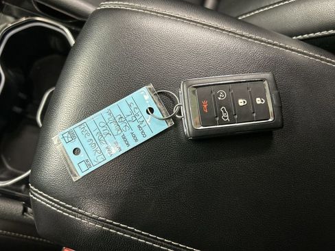 Used 2021 Jeep Grand Cherokee L Limited image 12