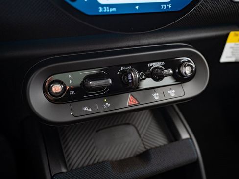 Certified 2025 MINI Cooper Countryman S image 23