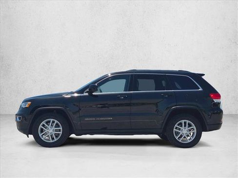 Used 2017 Jeep Grand Cherokee Laredo w/ Quick Order Package 23E AWD/4WD image 9