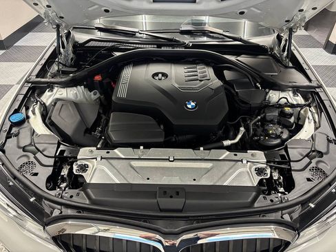 Used 2020 BMW 330i xDrive Sedan w/ Convenience Package AWD/4WD image 26