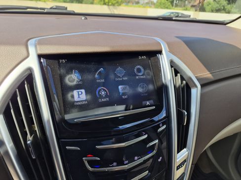 Used 2015 Cadillac SRX Luxury w/ Driver Awareness Package AWD/4WD image 22