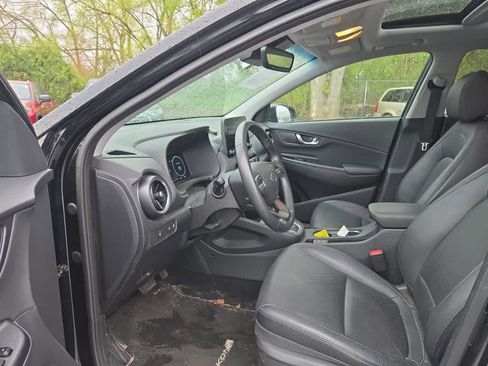 Used 2023 Hyundai Kona Limited w/ Cargo Package AWD/4WD image 11