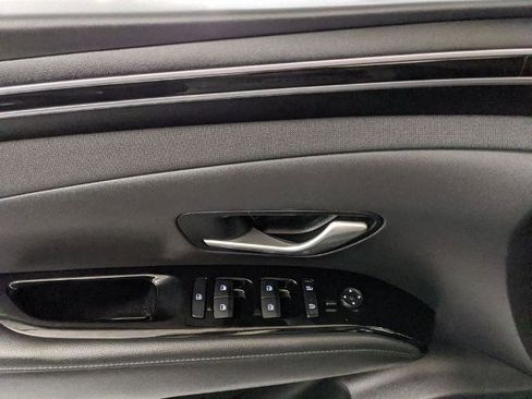 Used 2023 Hyundai Tucson Limited image 15