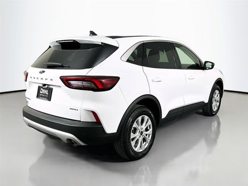 Used 2024 Ford Escape Active w/ Tech Pack #1 image 7