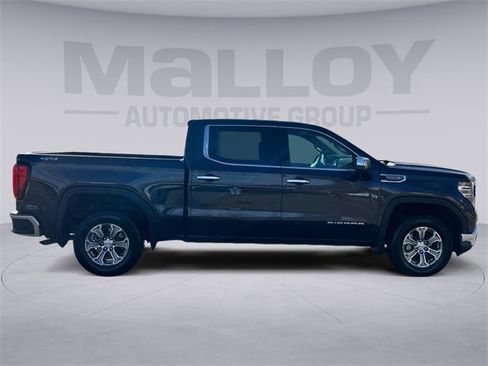 Used 2025 GMC Sierra 1500 SLT image 6
