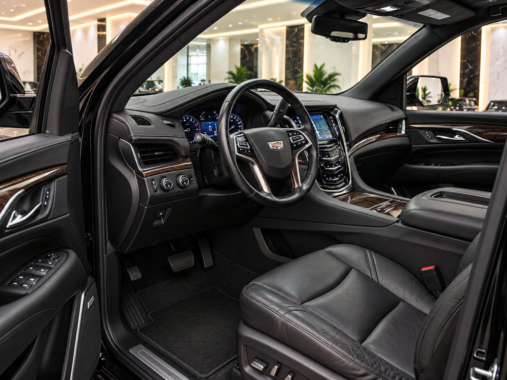 Used 2018 Cadillac Escalade ESV Luxury AWD/4WD image 10