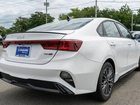 Used 2023 Kia Forte GT-Line w/ GT-Line Premium Package FWD image 6