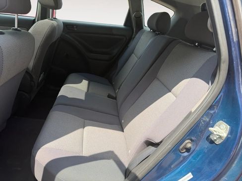 Used 2008 Pontiac Vibe w/ Sun And Sound Package FWD image 15