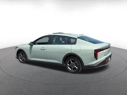 Used 2025 Kia K4 FWD image 10
