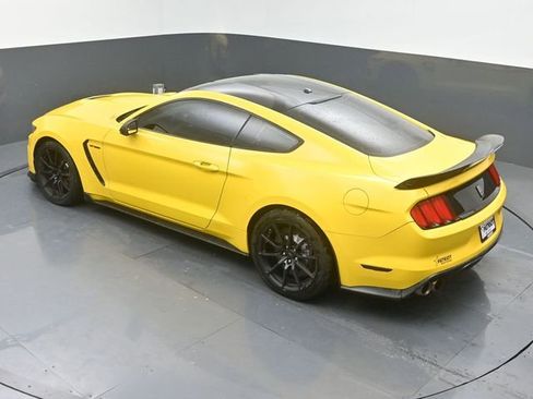 Used 2016 Ford Mustang Shelby GT350 w/ Technology Package RWD image 29