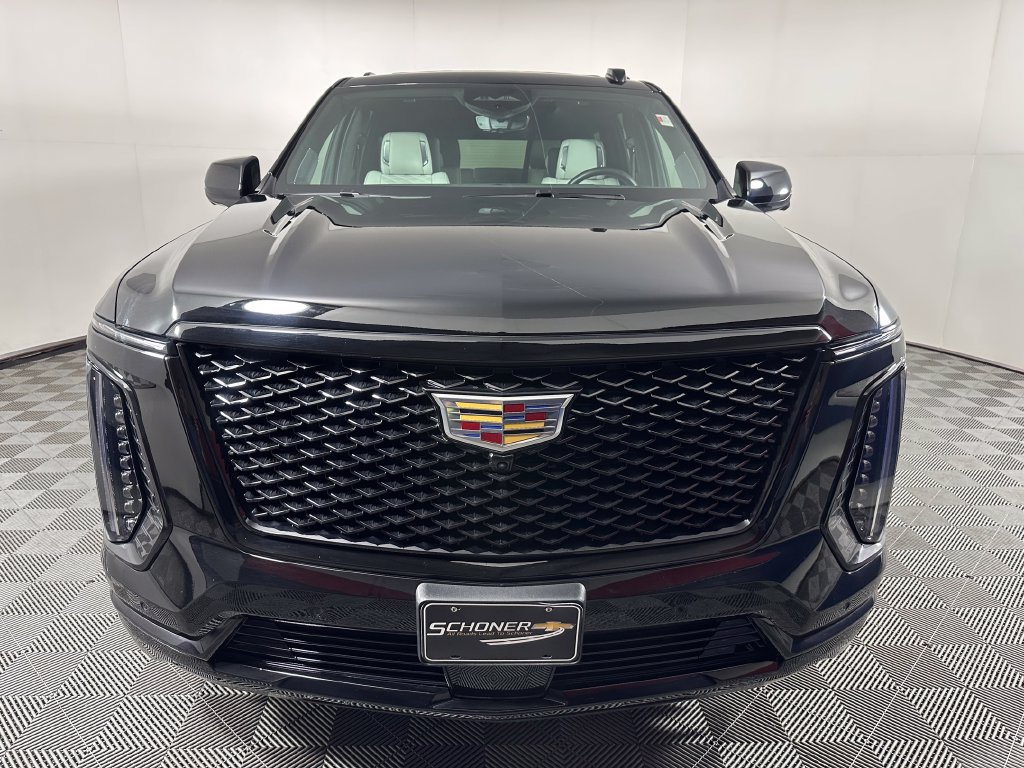 Used 2025 Cadillac Escalade Sport Platinum AWD/4WD image 8