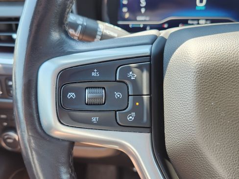Used 2022 Chevrolet Tahoe Premier AWD/4WD image 16