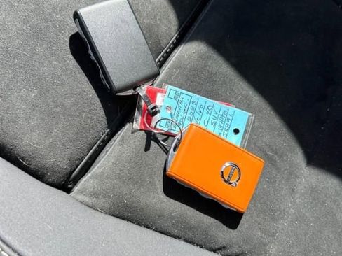 Used 2023 Volvo C40 P8 Recharge Plus image 4