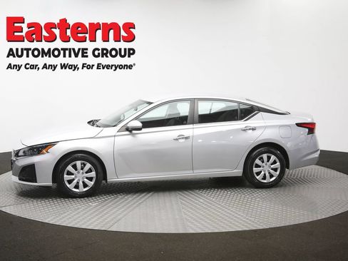 Used 2023 Nissan Altima 2.5 S FWD image 57
