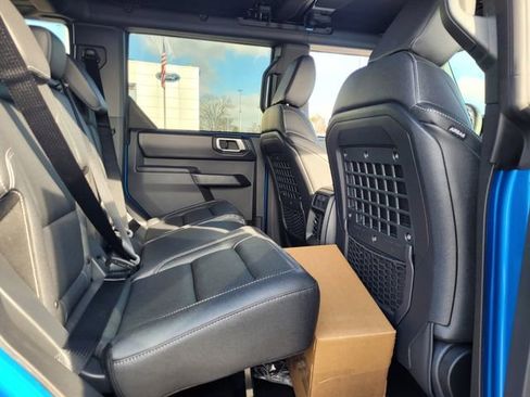 New 2025 Ford Bronco Badlands w/ Sasquatch Package AWD/4WD image 43
