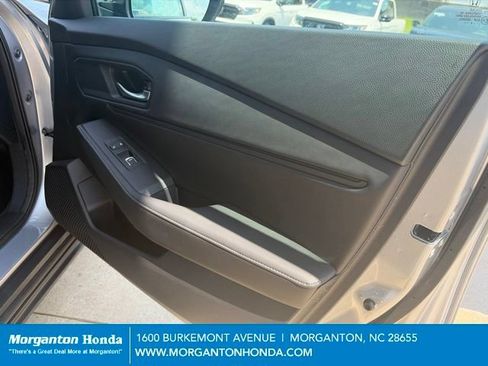 Used 2025 Honda Accord Sport image 34