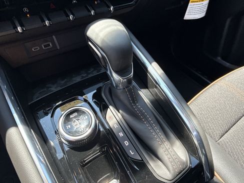 New 2025 GMC Canyon AT4 w/ Nightfall Edition image 56