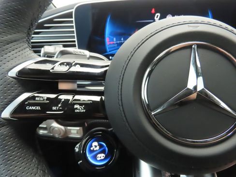 New 2026 Mercedes-Benz GLE 53 AMG 4MATIC image 11