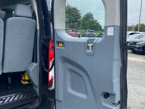 Used 2017 Ford Transit 350 XL RWD image 12