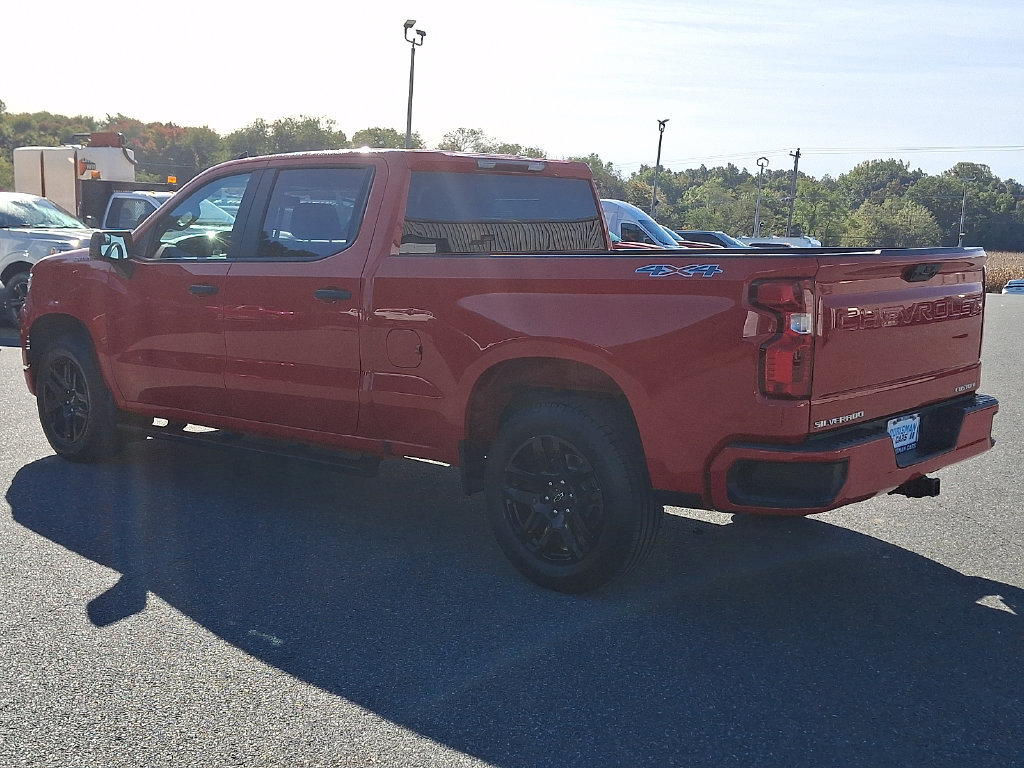 Used 2024 Chevrolet Silverado 1500 Custom AWD/4WD image 4