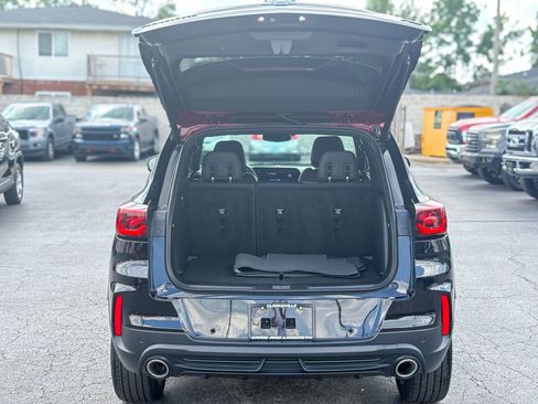 Used 2025 Chevrolet TrailBlazer RS w/ Convenience Package FWD image 36