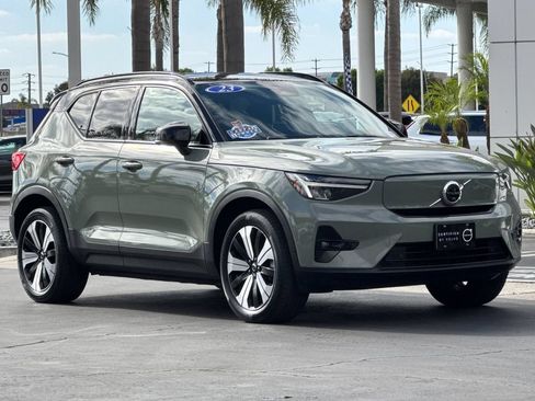 Certified 2023 Volvo XC40 Recharge Plus AWD/4WD image 7
