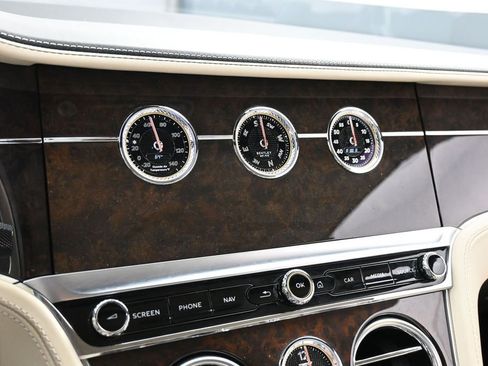 Certified 2023 Bentley Continental GT V8 AWD/4WD image 22