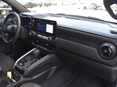 Used 2025 Chevrolet Colorado W/T RWD image 55