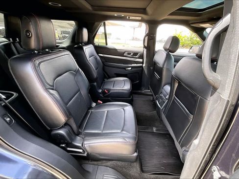 Used 2017 Ford Explorer Sport image 19