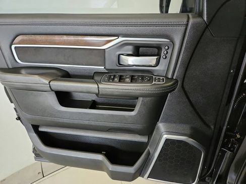 Used 2024 RAM 2500 Laramie w/ Safety Group AWD/4WD image 43