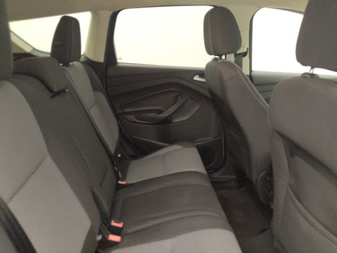 Used 2017 Ford Escape SE FWD image 19