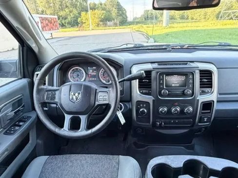 Used 2015 RAM 3500 SLT AWD/4WD image 17