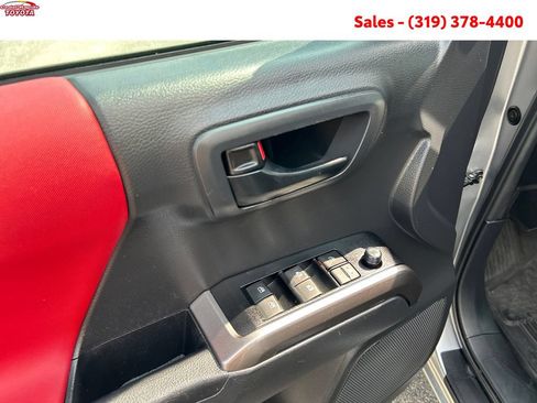Certified 2023 Toyota Tacoma SR5 AWD/4WD image 13