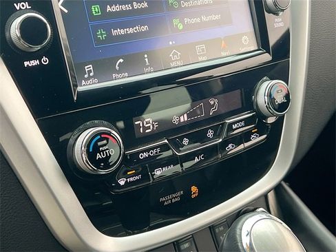 Used 2015 Nissan Murano SL w/ SL Technology Package image 16